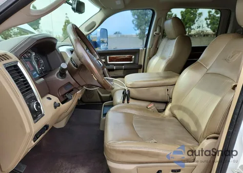 2010 Dodge Ram 3500 z USA, uszkodzony, nr VIN 3D73Y4HL1AG144252